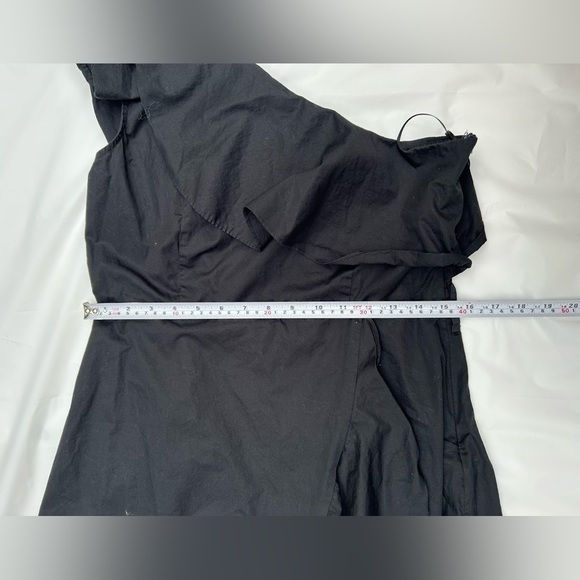 Haute rouge designed in New York ruffle wrap black dress one shoulder - Picture 2 of 9